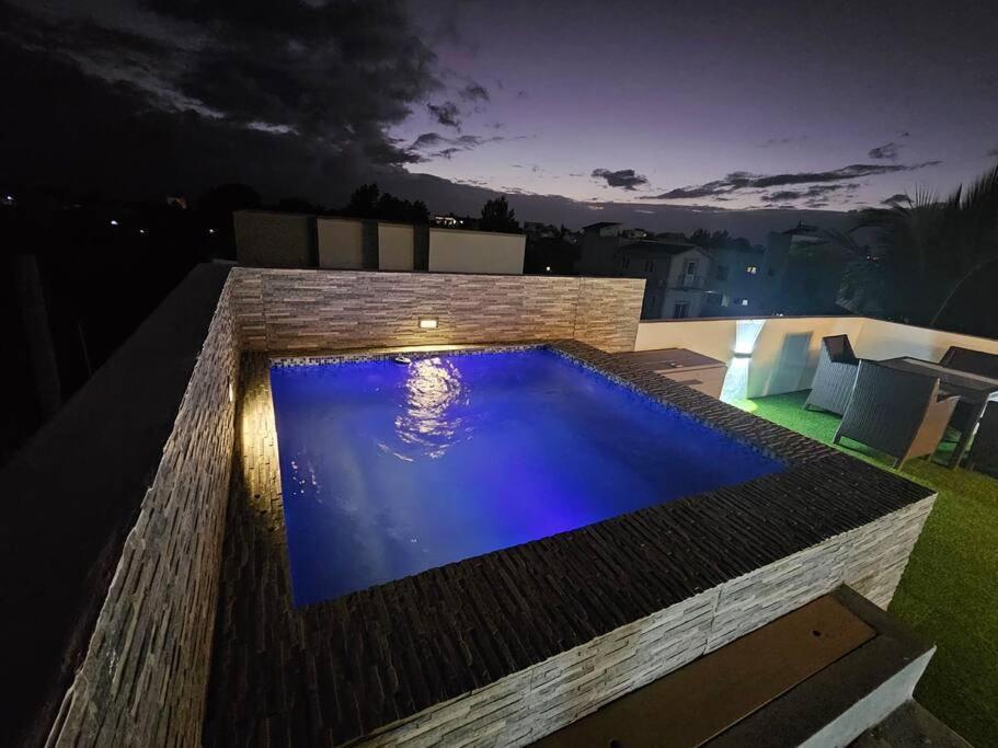 Rooftop Luxury Riviere Noire